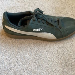 Puma olive green suede trainers